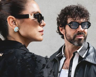 SUNGLASSES